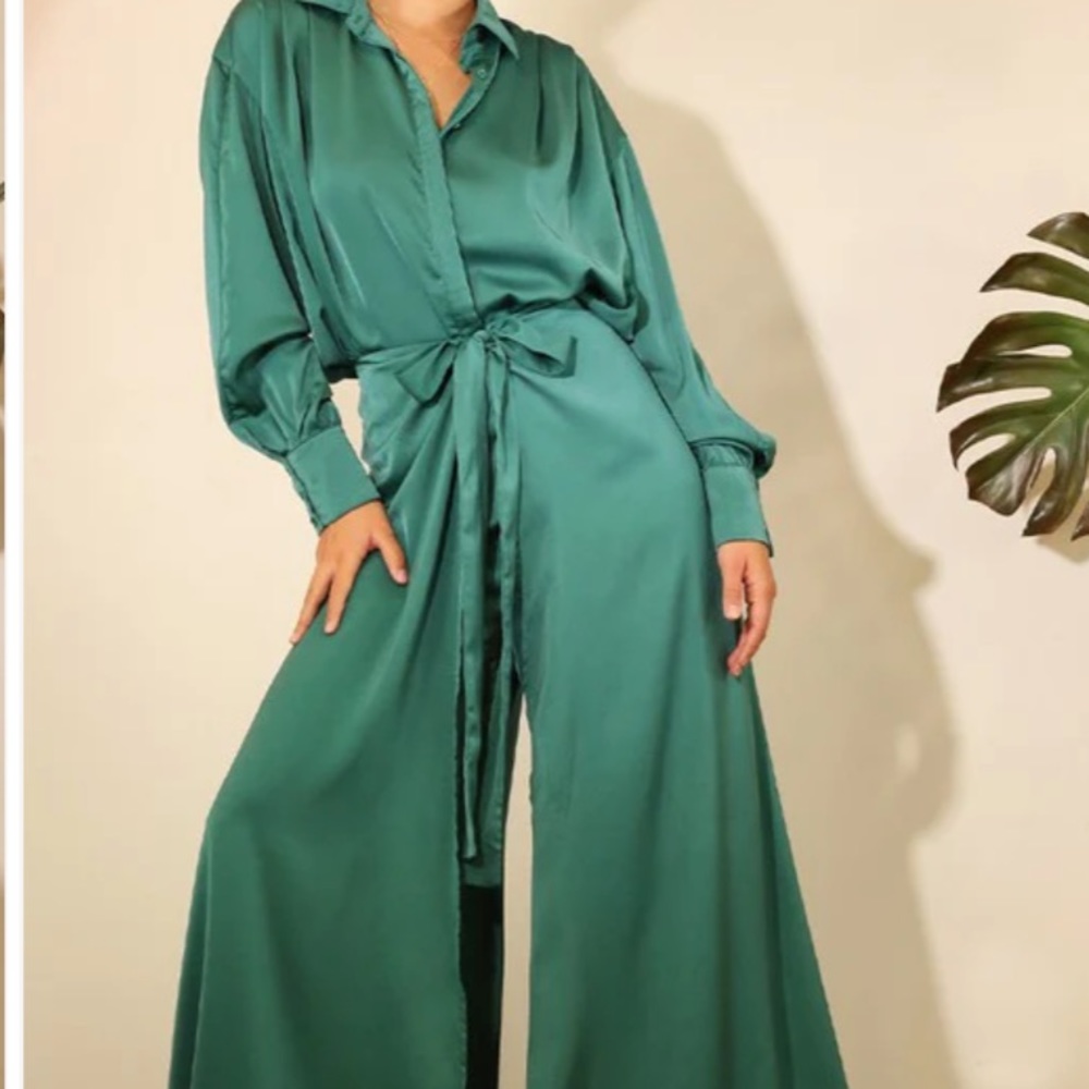 Chic Green Satin Set